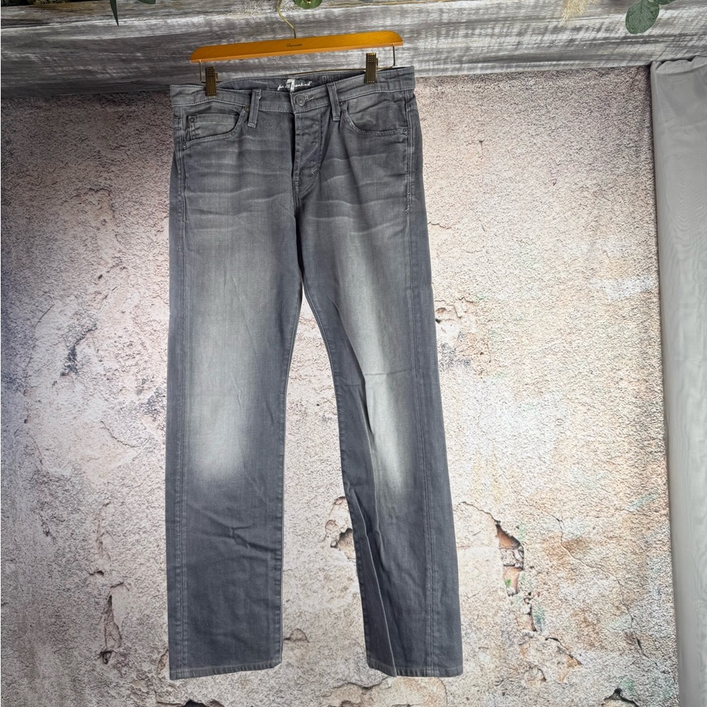 7 For All Mankind Men's Washed Gray Jeans size 30.  MN134